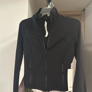NWT!!! Lululemon Define cropped Jacket Nulu